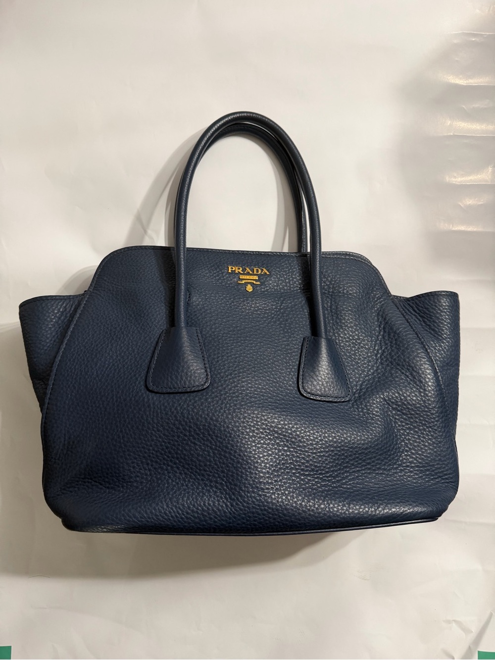 Prada Vitello Daino leather tote bag Navy Blue Pristine Condition TAKING OFFERS